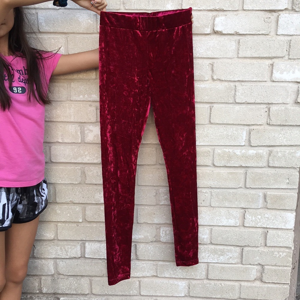 Crushed velvet red leggings